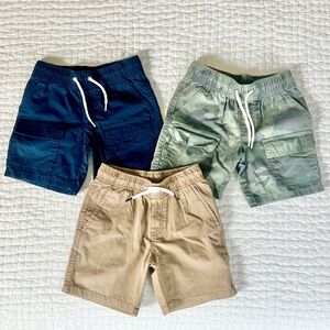 Boys shorts bundle - Navy, Camo, Tan 💙🤎💚